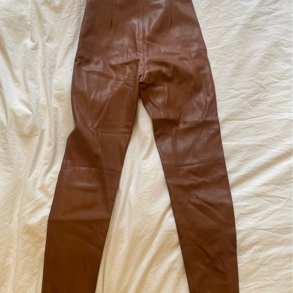 NWOT: 🤎 Zara Tan Brown Faux Leather Leggings Pants
Skinny Pants Size XS 📦 - Picture 9 of 12